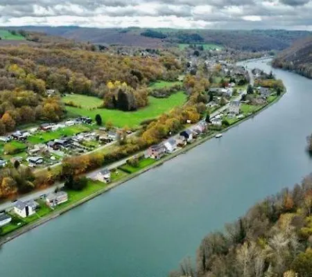 Le Scandinave - Balneo & Netflix - Terrasse Barbecue - Confort & Detente - Piste Cyclable Meuse Holiday home Hastiere-par-dela