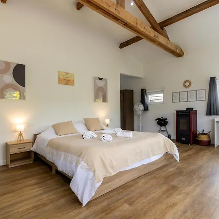 Le Scandinave - Balneo & Netflix - Terrasse Barbecue - Confort & Detente - Piste Cyclable Meuse Dom wakacyjny