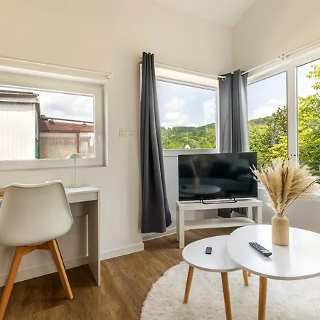 Сasa de vacaciones Le Scandinave - Balneo & Netflix - Terrasse Barbecue - Confort & Detente - Piste Cyclable Meuse Hastiere-par-dela
