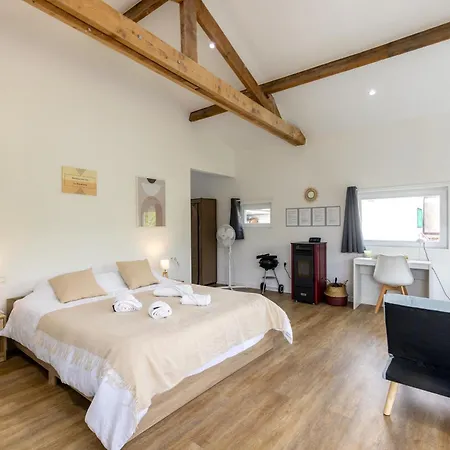 Le Scandinave - Balneo & Netflix - Terrasse Barbecue - Confort & Detente - Piste Cyclable Meuse Dom wakacyjny Hastiere-par-dela